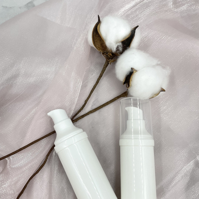 Pressão UV da loção da prova 20ml 25ml PP em garrafas mal ventiladas personalizadas da bomba das cores