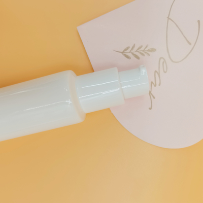 Tubo de loção de plástico PE de 30 mm de diâmetro Capacidade 30 ml - 50 ml PCR Tubo de barreira de 50%