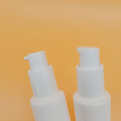 Tubo de loção de plástico PE de 30 mm de diâmetro Capacidade 30 ml - 50 ml PCR Tubo de barreira de 50%