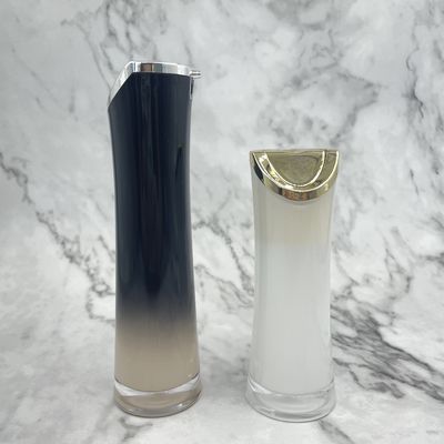 Garrafa mal ventilada de empacotamento cosmética acrílica luxuosa 50ml 100ml com o bocal da forma de folha