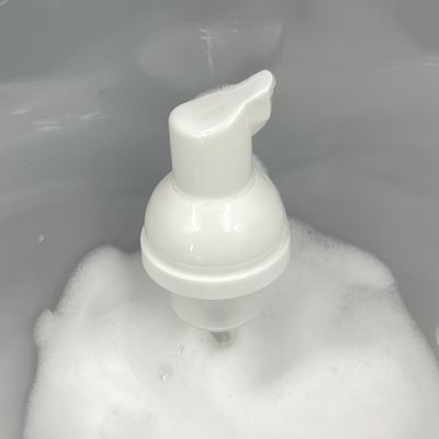 Sabão de formação de espuma da dosagem reusável do fechamento 0.06ml do distribuidor 30mm do champô do banheiro