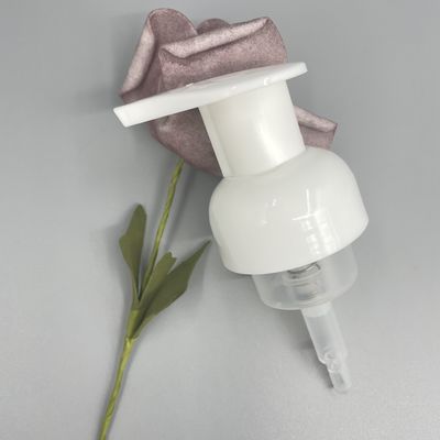 As bombas de formação de espuma metalizadas do sabão torcem o champô do chuveiro da dosagem do fechamento 0.8ml