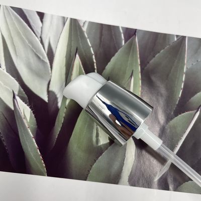 Fechamento metalizado do Moisturiser 20/410 plástico de prata da mão da bomba 0.2ML/T do tratamento