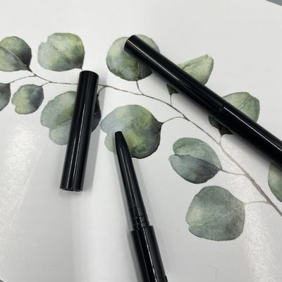 Recipiente plástico magro vazio de enchimento da composição do diâmetro 6mm da altura 123mm do estilo do lápis de sobrancelha da capacidade 0.08g