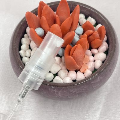 Cor personalizada do pulverizador 11/410 da bomba do perfume da névoa com o tampão completo dos PP