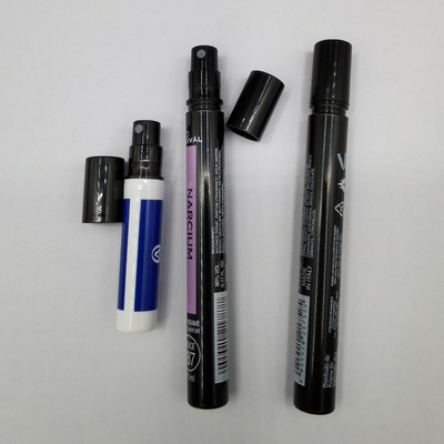 a fragrância plástica pequena 0.11oz 0.17oz das garrafas do pulverizador de 3ml 5ml agarra sobre